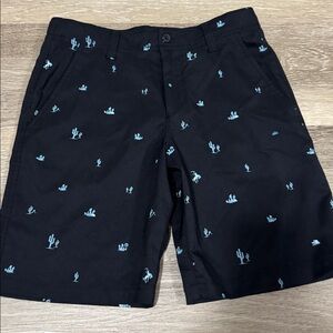 Like 🆕 Boys Under Armour Walk shorts, black with blue cactus prints, Size YM